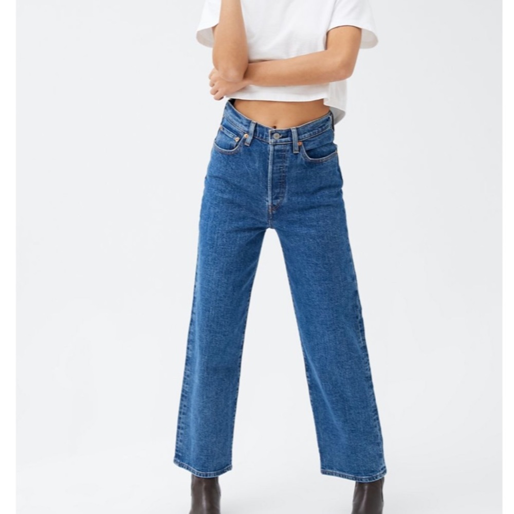 Levi’s rib cage straight jeans